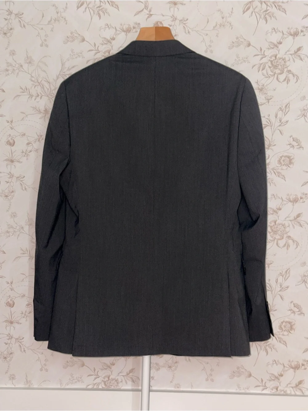 jf j.ferrar Charcoal Two-Button Sport Coat